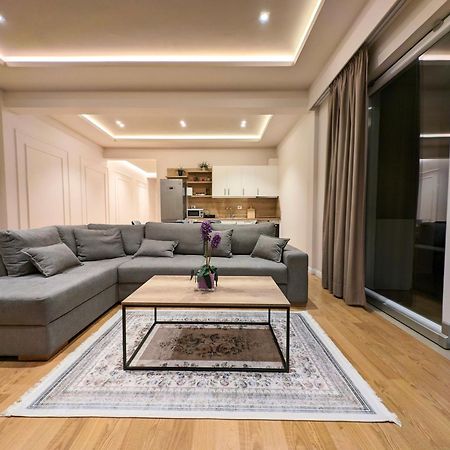 Villa With Garden And Veranda Berat Bagian luar foto