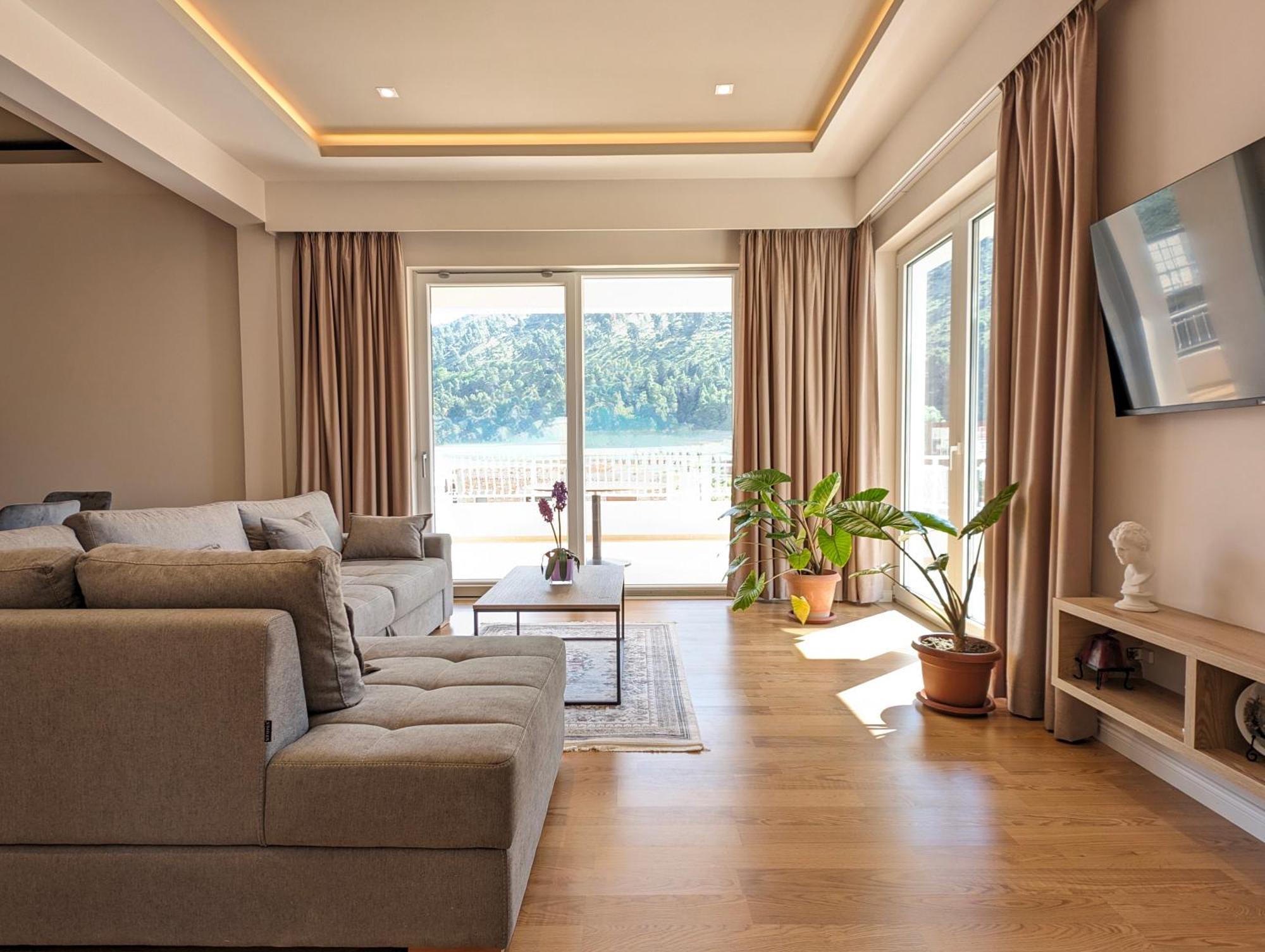 Villa With Garden And Veranda Berat Bagian luar foto